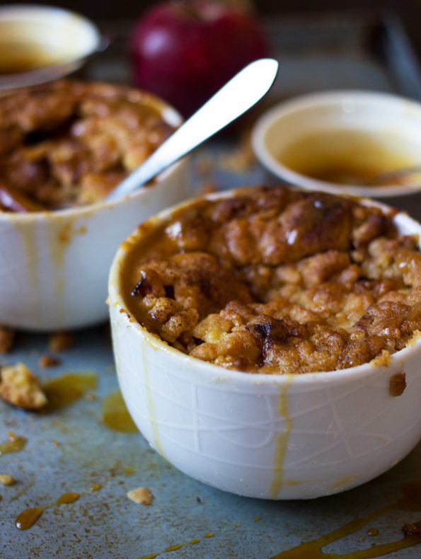 Caramel Apple Crumble - Aninas Recipes