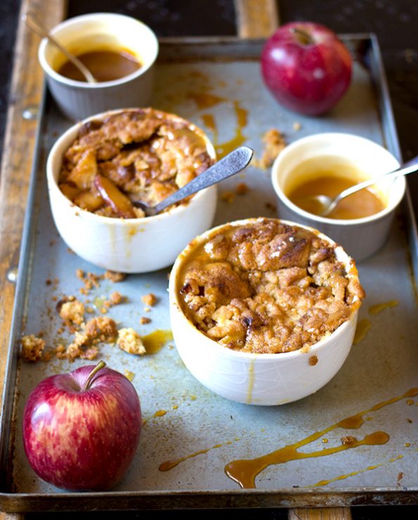 Caramel Apple Crumble - Aninas Recipes