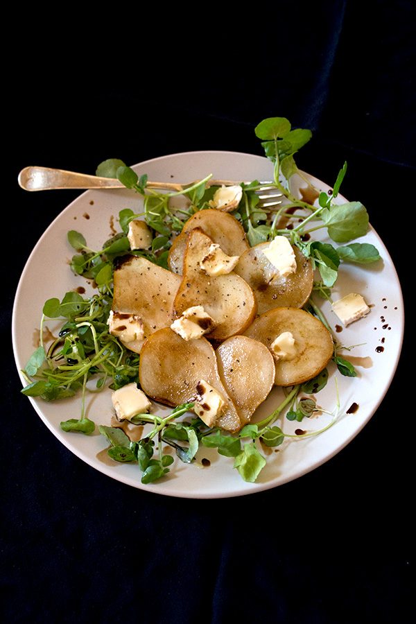 Pear, Camembert and Watercress Salad - aninas recipes