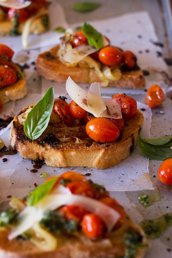 Roasted Tomato and Onion Bruschetta - aninas recipes