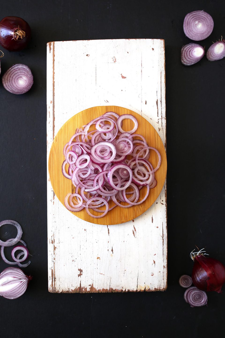 Easy Pickled Red Onions - aninas recipes