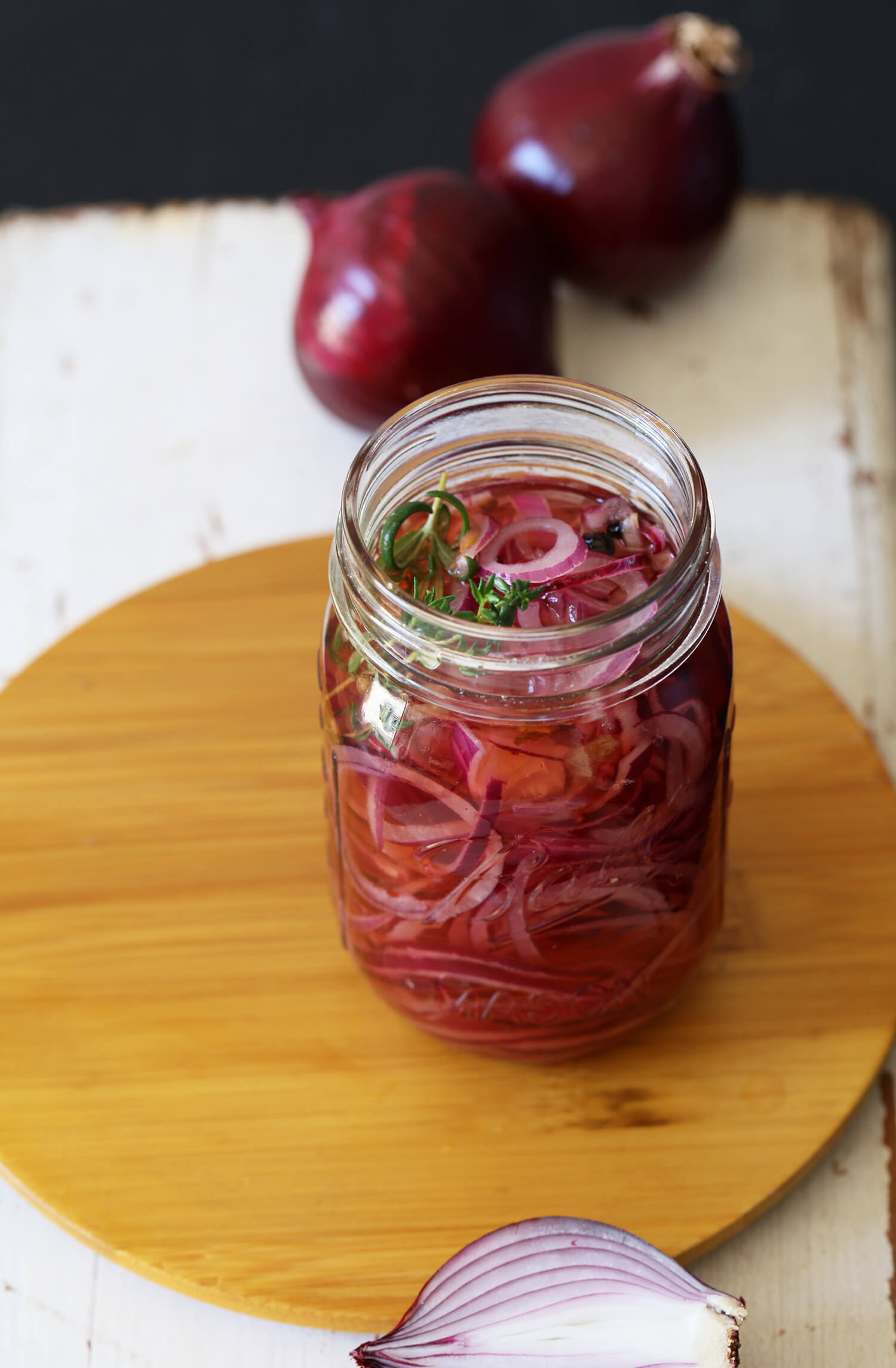 Easy Pickled Red Onions - aninas recipes